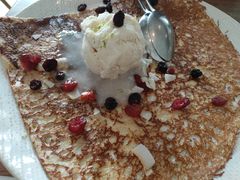 菠萝朗姆酒冰淇淋可丽饼-RAC BAR(安福路店)