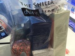 -COSMETICS & PERFUMES BY SHILLA(樟宜机场店)