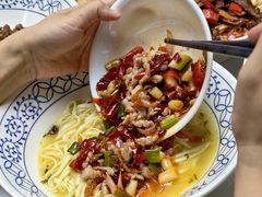 -李与白包子铺(桐梓林店)