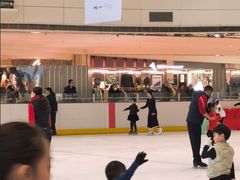 -冰纷万象滑冰场(沈阳万象城店)