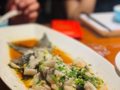 -魏铭鱼头捞饭(晋阳路店)