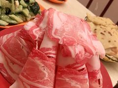 -洞庭洲·防空洞火锅·烧烤·铜锅涮肉(新百广场店)