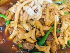 -一品红烧鸭特色川菜(三岔湖店)