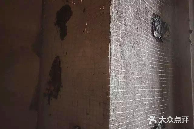 墙面挂网=不开裂?为什么要挂网?