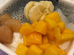 -满记甜品(优客百盛店)