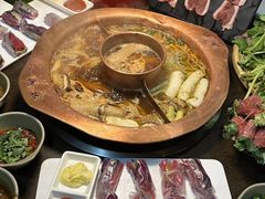 -滇釜火锅·能喝汤的火锅(车公庄店)