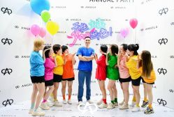 -安吉拉·纤纤玉指美甲美睫创意中心