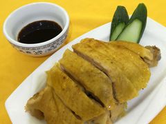 -侬佳蒸菜馆(听潮店)