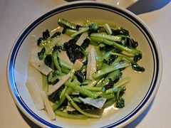 -八府香鸭·啫啫煲(华山路店)