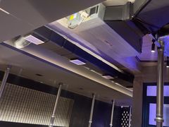 -鑫釜山海鲜烧烤(鑫丰国际店)