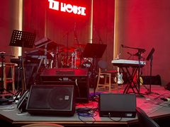 -TZ House音乐现场(来福士中心店)