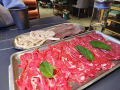 -由衷贵州酸汤牛肉火锅(新桥店)