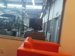 -奔驰利星行(北京花乡店)