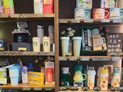 -星巴克(杭州西湖银泰1F店)