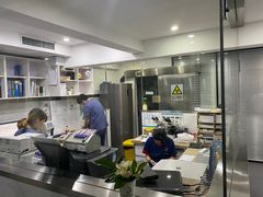 -伟伟宠物医院·CT影像中心·瑞派犬猫综合性门诊(汉口总院)