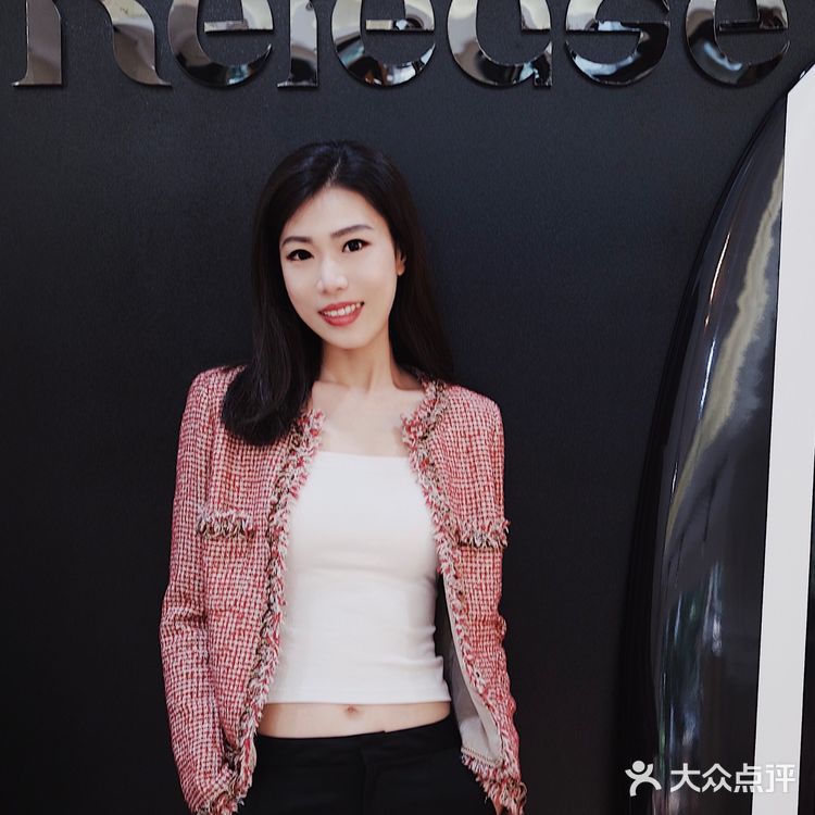 魔都探店｜解锁上海Chanel外套最多的中古店