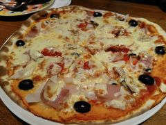 -JINNS锦时 steak&pizza(浸信会礼拜堂旧址店)