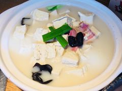 土家手掰柴火豆腐-吃饭皇帝大(解放西路店)