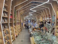 -覔书店(壹方城店)