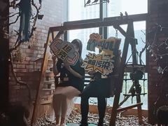 -MAX伯爵趣味互动密室逃脱(大坪D馆店)