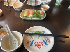 -大头虾越式风味餐厅(光明广场店)