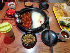-串门邻居串串火锅(云南南路店)