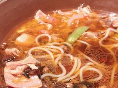 -八月美食小馆(银泰城总店)