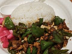 辣椒炒肉饭-阳阳中国饭(北京荟聚店)