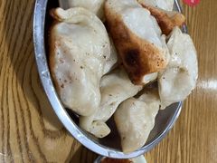 -黄阿姨锅贴大王(万航渡路店)