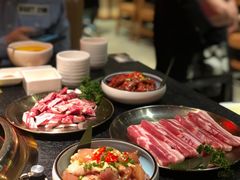 -嘿嘟嘟·肋条烧肉放题(爱融荟城店)