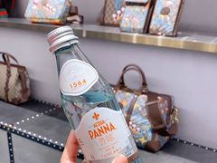 -Gucci(青岛海信广场店)