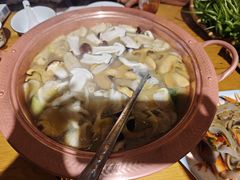 -民食香·腊排骨野生菌美食(木府店)