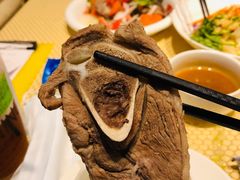 豪情手抓肉-巴扎美食·新疆菜·西域歌舞表演餐厅(新疆大厦店)