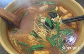 Sweet Chili Hot Pot Noodles