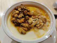 琥珀果仁双皮奶-满记甜品(巴黎春天宝山店)