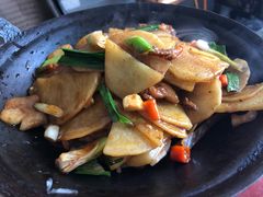 -虹泥小厨(南国花园总店)