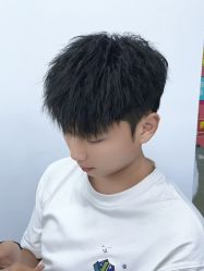 -藤野造型烫染·漂发