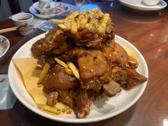 -川流不息·地道川菜·小龙虾(松东路店)