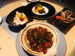 -穹六人间 people 6(岳阳路店)