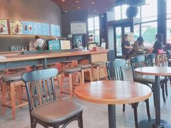 -星巴克(西安曲江银泰店)
