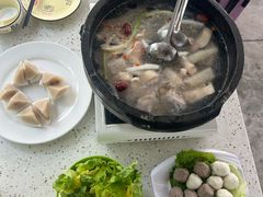 -墨脱石锅椰子鸡•海鲜糟粕醋(榆亚路店)