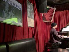 -东岸Cafe 爵士俱乐部