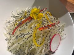 奇亚籽凉拌恰玛古-贯贯吉·清真餐厅(浙江中路店)