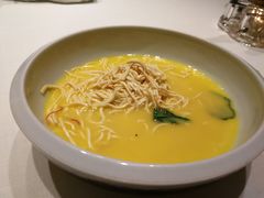 鸡火煮干丝-屋里厢上海菜馆