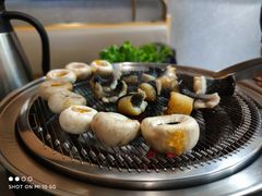 -围炉肉舍•炭烤活鳗•丹东海鲜烤肉(步行街店)