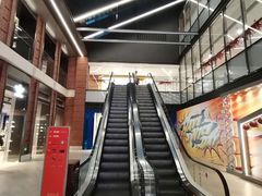 -星巴克臻选(上海中环广场2F店)
