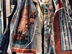 -席娜卡琳火车铁道夜市