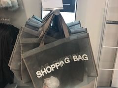 -H&M(天一广场店)