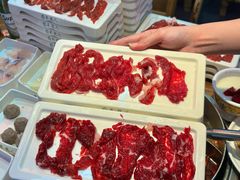 -来龍儿鲜切牛肉自助老火锅