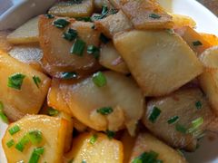 农家特色土豆-芦茨金富饭庄·25年老字号·专做稻草鸡